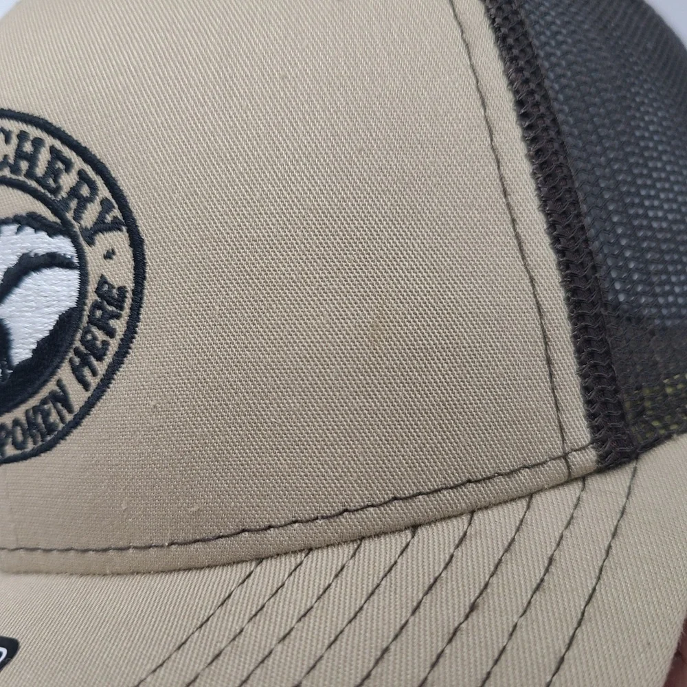 Big Sky Archery Hat Snapback Trucker Mesh Beige Brown Bowhunting‎ Bozeman MT Men